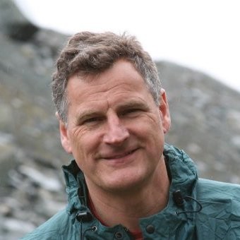 David Q Larkin